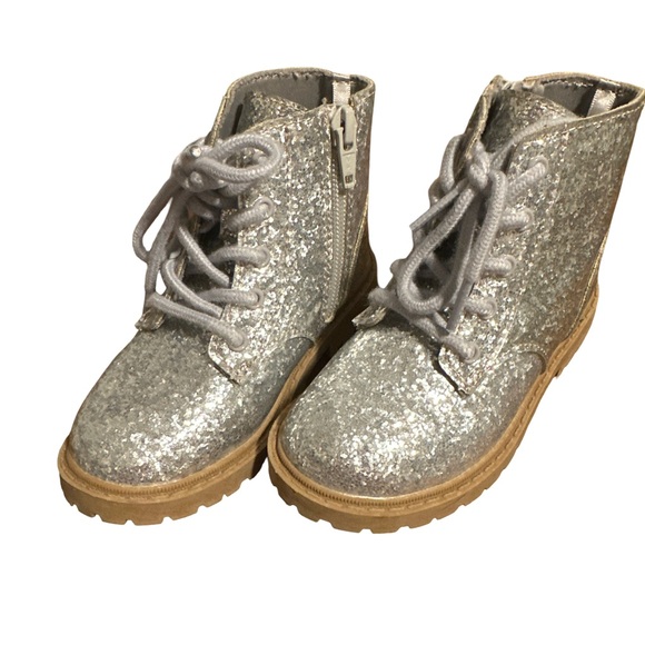 Old Navy Girls Silver Glitter Combat Boots Size 8 Toddler - Picture 2 of 6